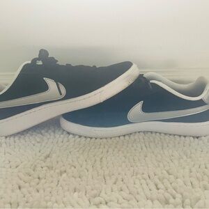 Men's Black and White Sneakers